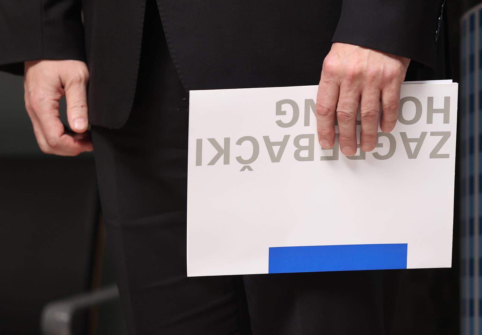 Ivan Novaković i gradonačelnik Grada Zagreba Tomislav Tomašević, održali su briefing za medije na temu Plana poslovanja Zagrebačkog holdinga za 2022.