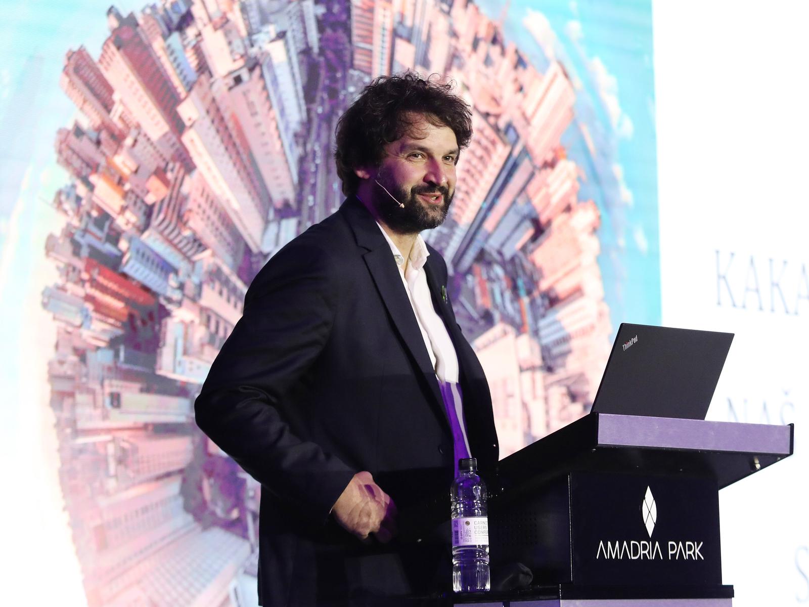 Šibenik: Carnetova konferencija za korisnike CUC2022 - Otvaranje u zatvorenom svijetu