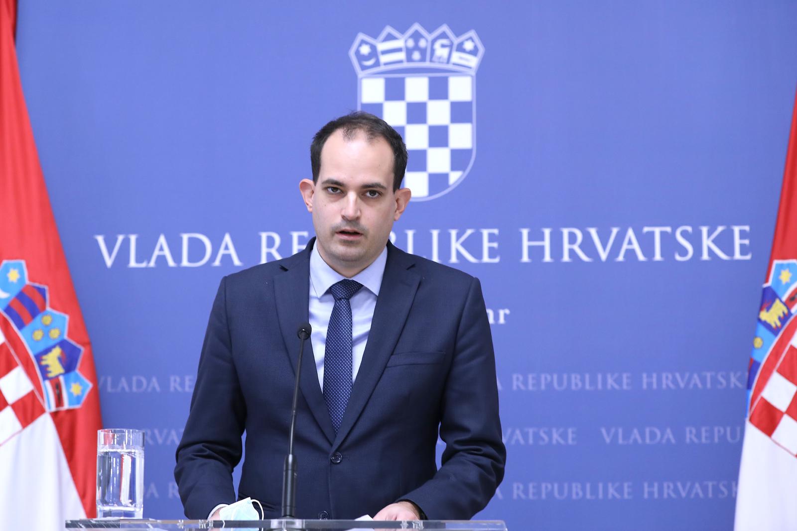 Zagreb: Prije sjednice Užeg kabineta Vlade izjavu za medije dao je Ivan Malenica
