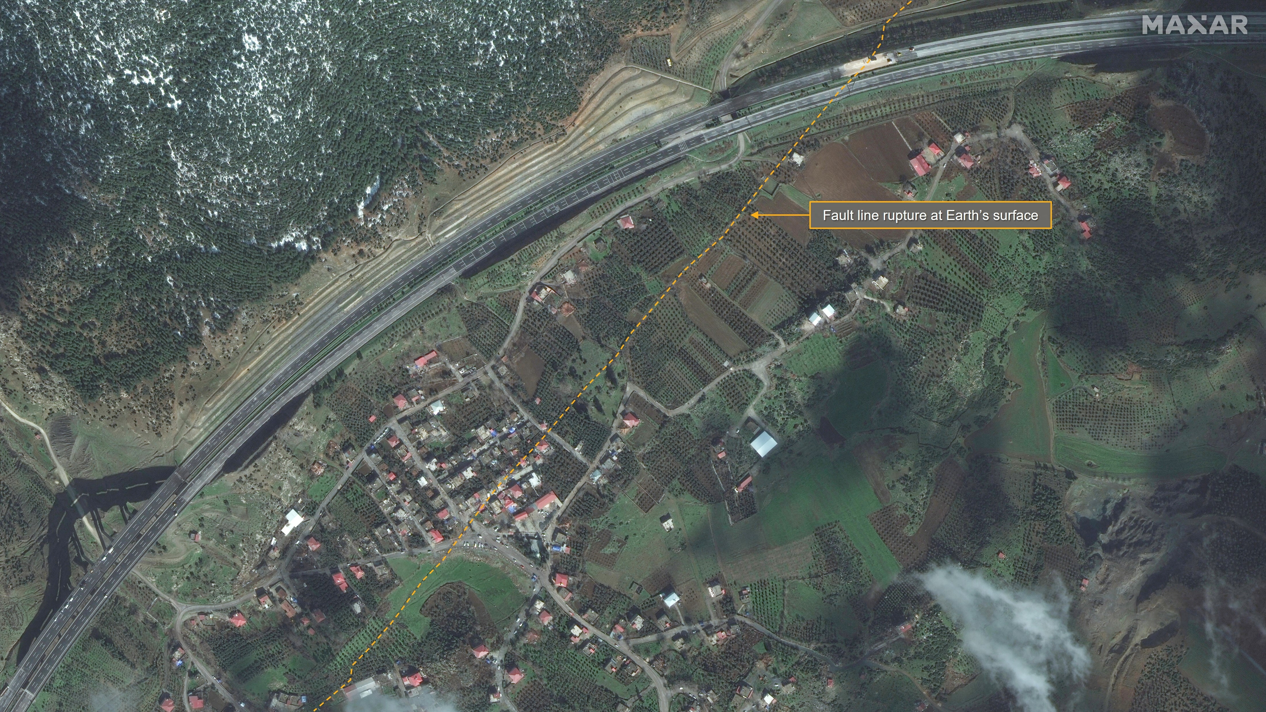 A satellite image shows the approximate fault line annotated in Nurdagi