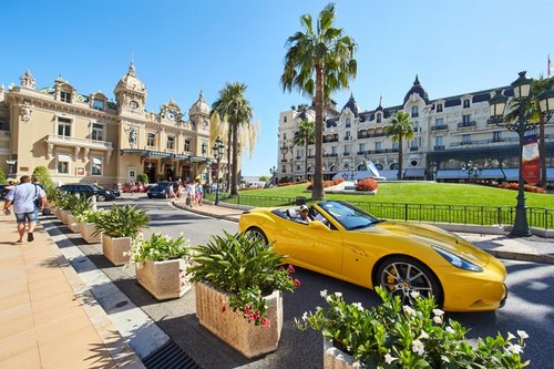 Monaco, Monte-Carlo, 8 August 2016: Casino Monte-Carlo, casino Royal, tourists, expensive cars, facade building, billionaires, s
