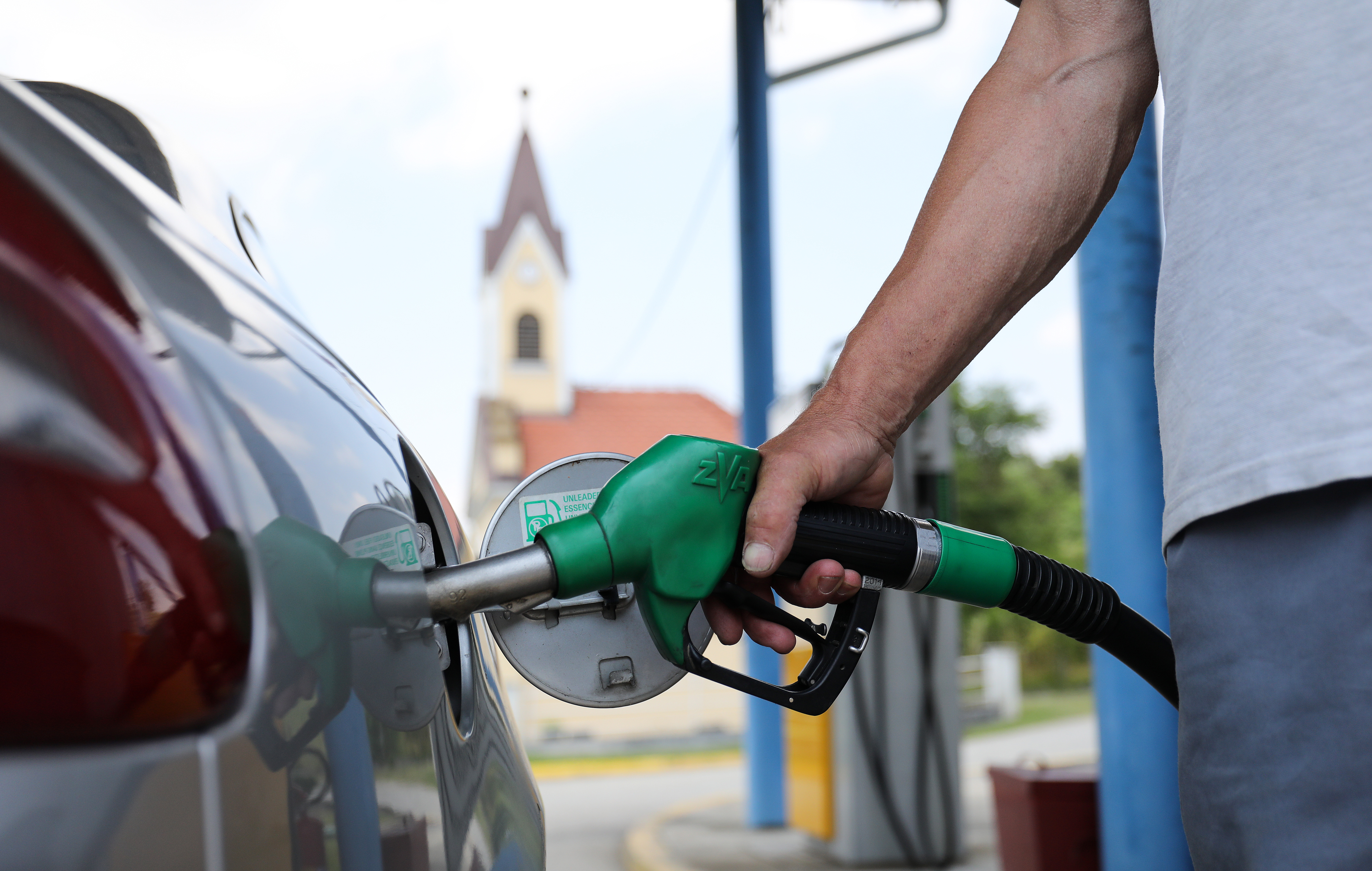 Zagreb: Male benzinske pumpe