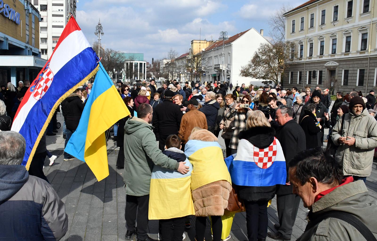 Slavonski Brod: Skup podrške Ukrajini u organizaciji Udruge zajednice Ukrajinaca BPŽ