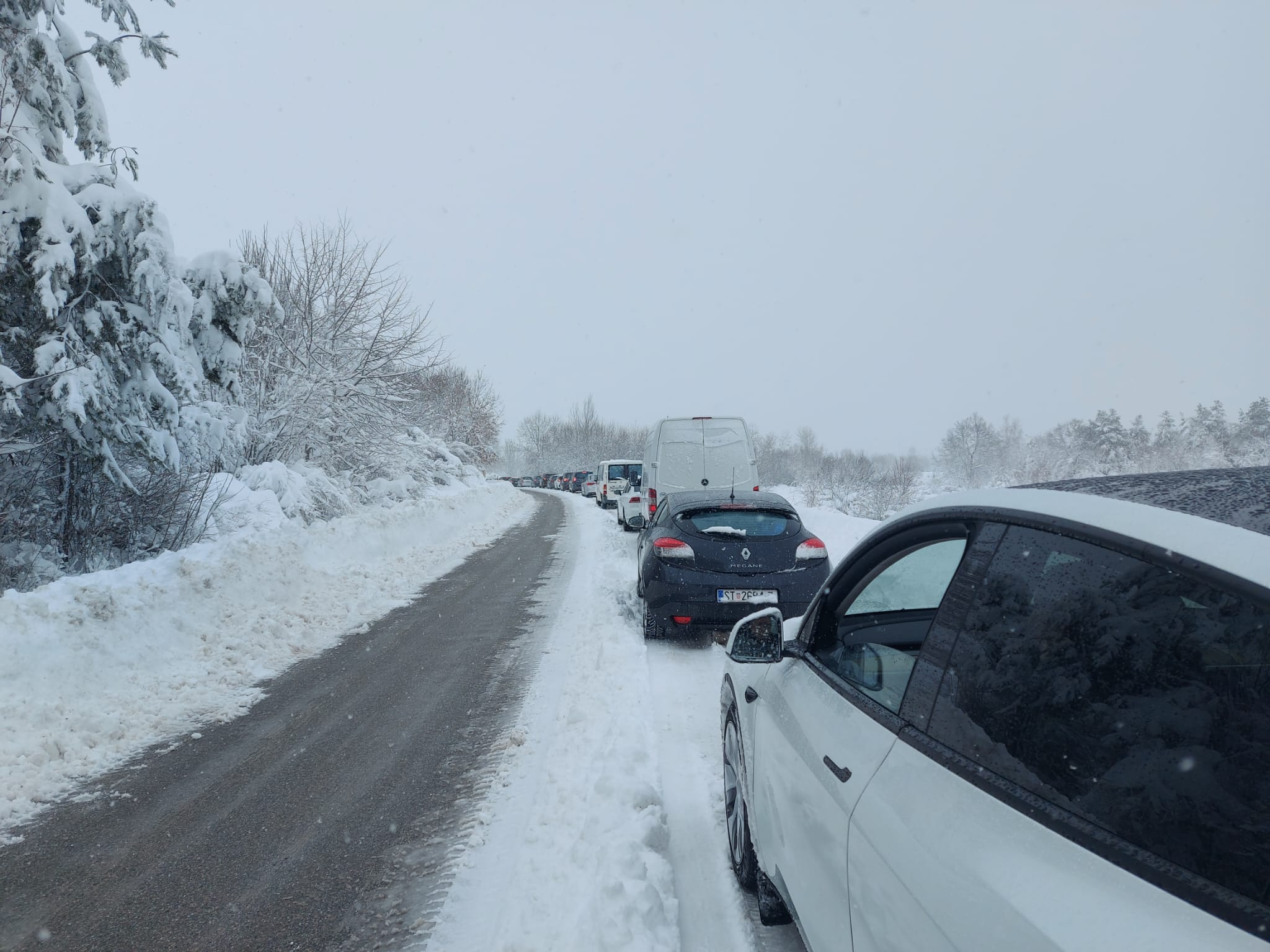 Snijeg, kolona, konvoj, auti