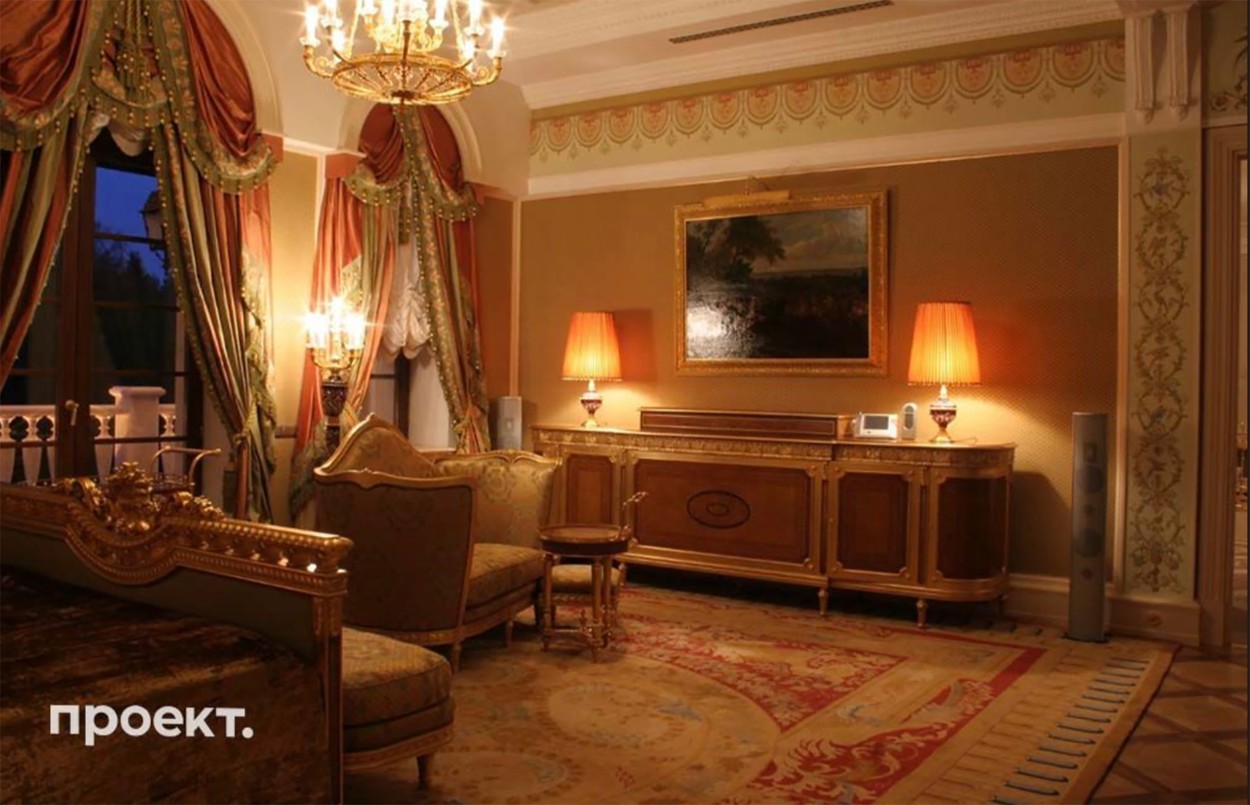 Vladimir Putin's bedroom at Valdai residence