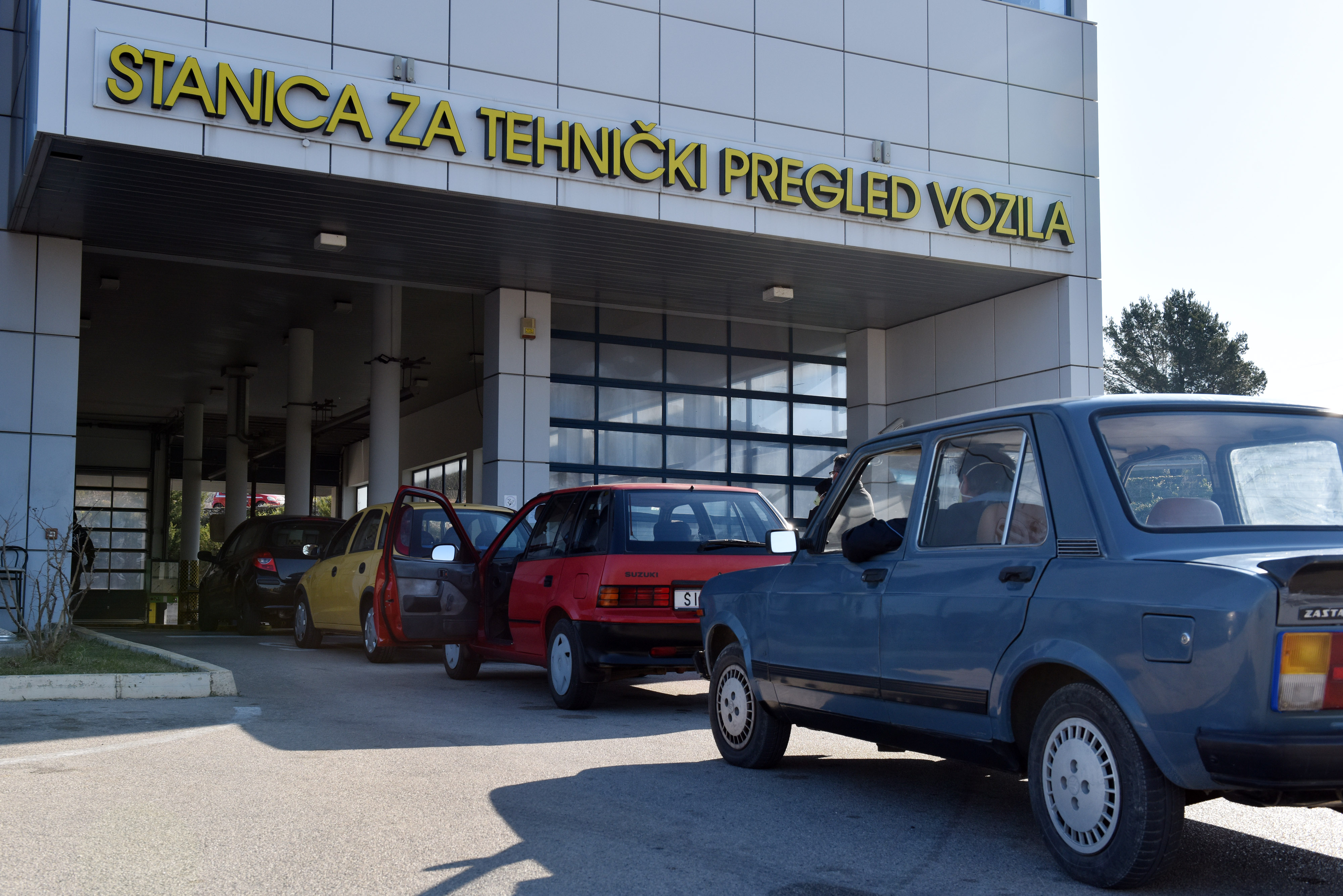 Šibenik: Gužve na stanicama za tehnički pregled