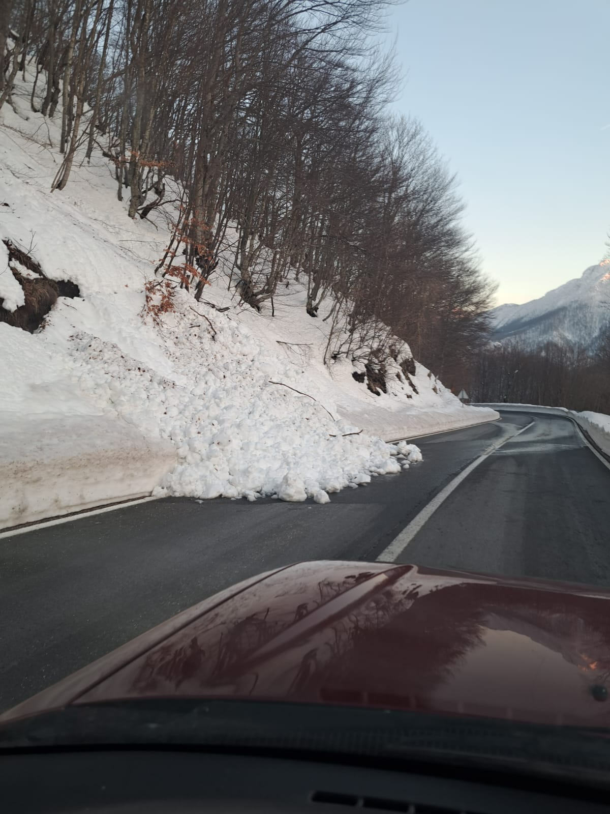 lavina, hgss, snijeg