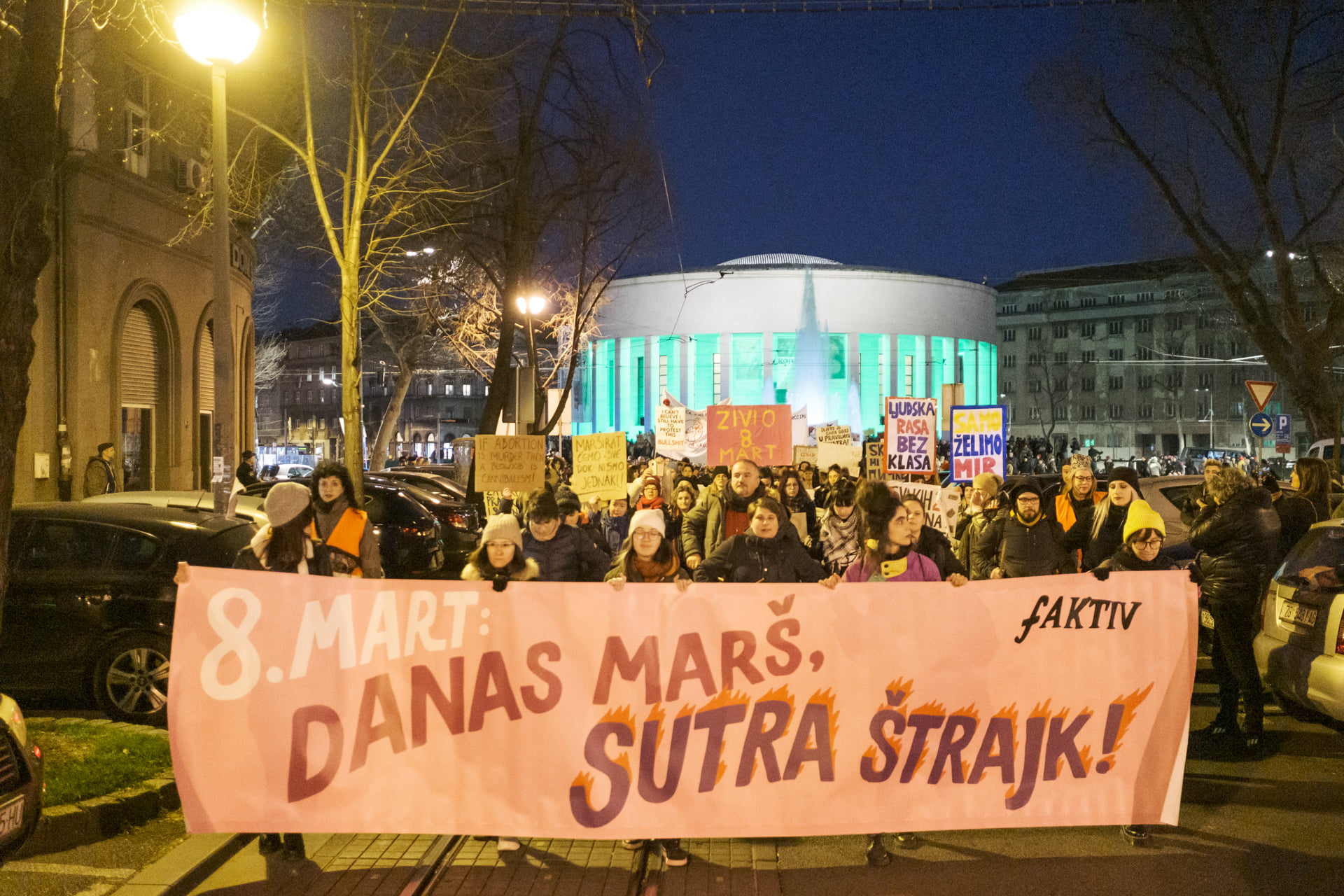 Noćni marš_Lara Varat