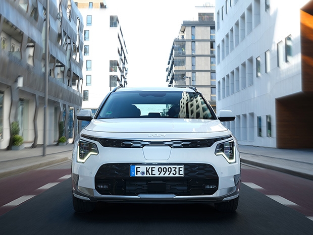 2022-kia-press-kit-niro-proto-ev-2.jpg.crop.620.466.high