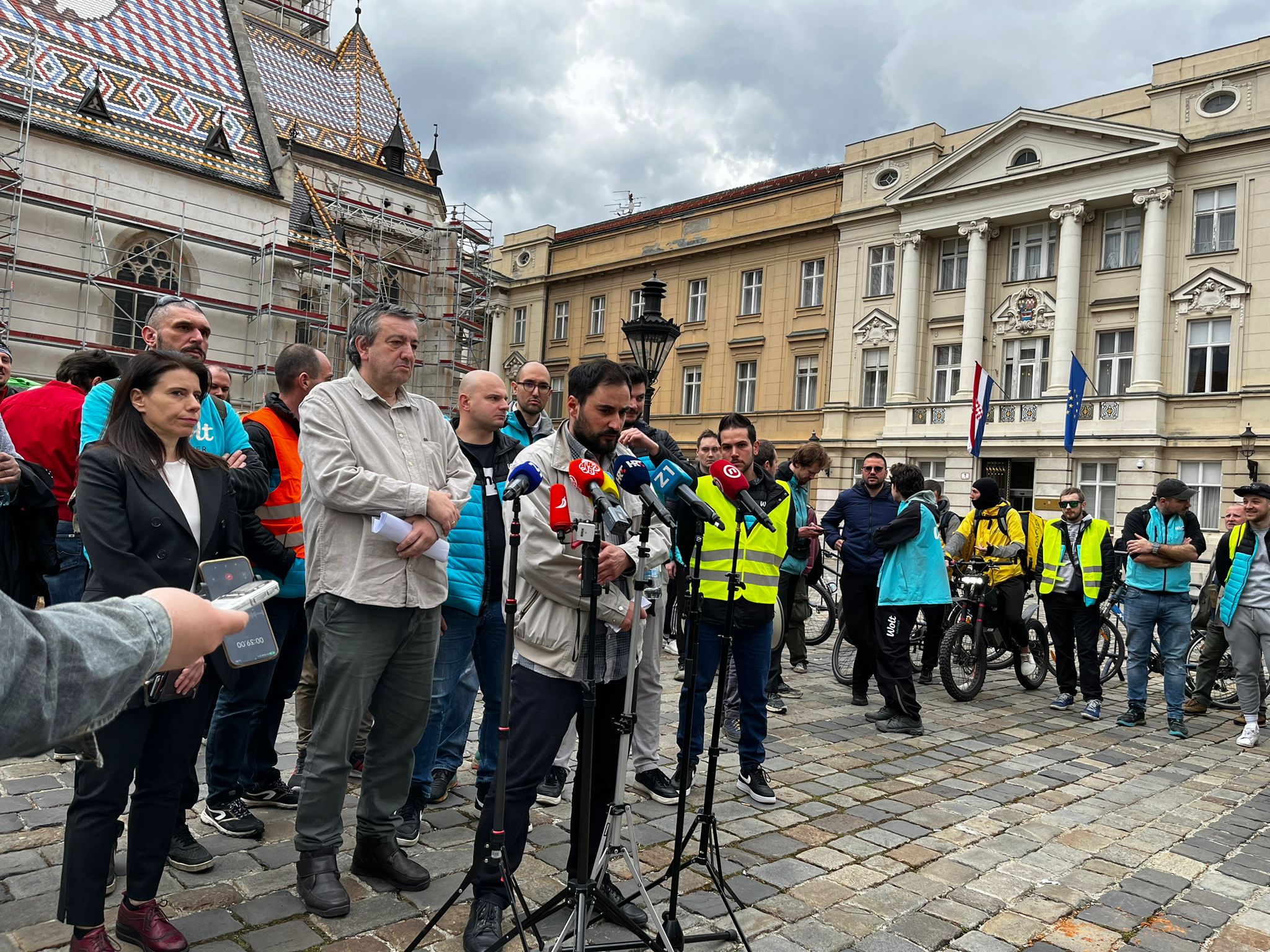 DOSTAVLJAČI, PROSVJED