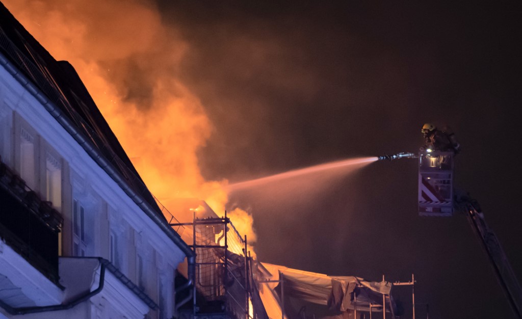 požar, gađenje požara, vatrogasci