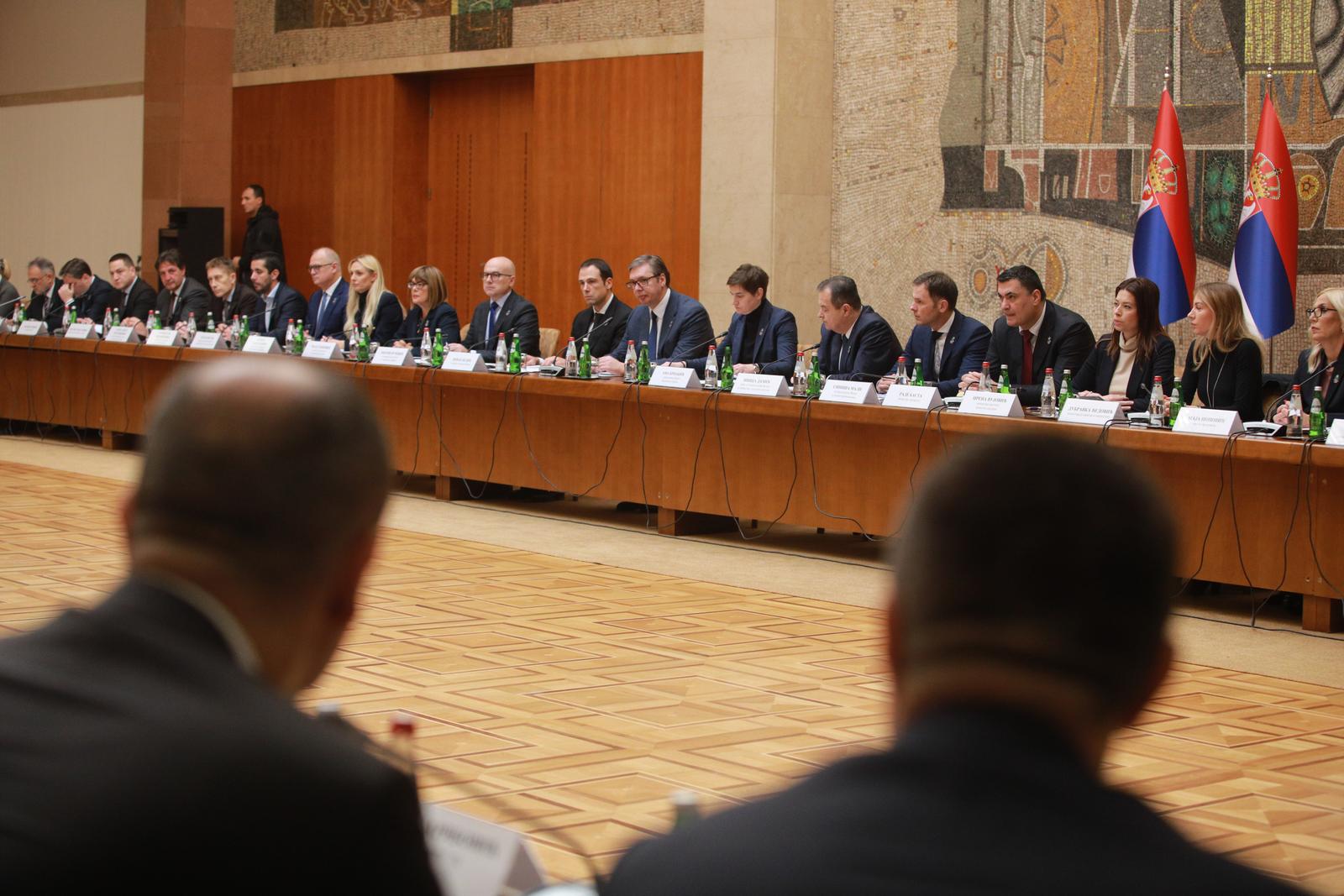 Beograd: Sjednica Vlade o situaciji na Kosovu i Metohiji