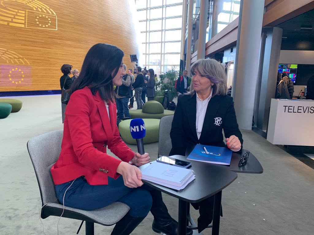 nina kljenak, sunčana glavak