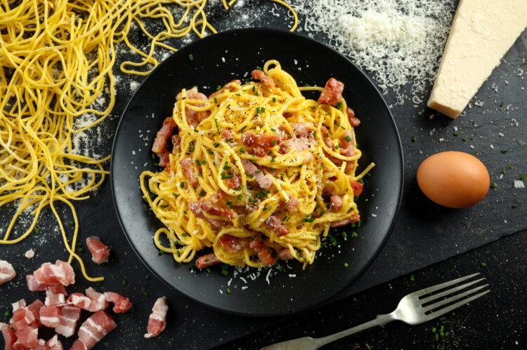 tjestenina, carbonara, Classic,Homemade,Pasta,Carbonara,Italian,With,Bacon,,Eggs,,Parmesan,Cheese