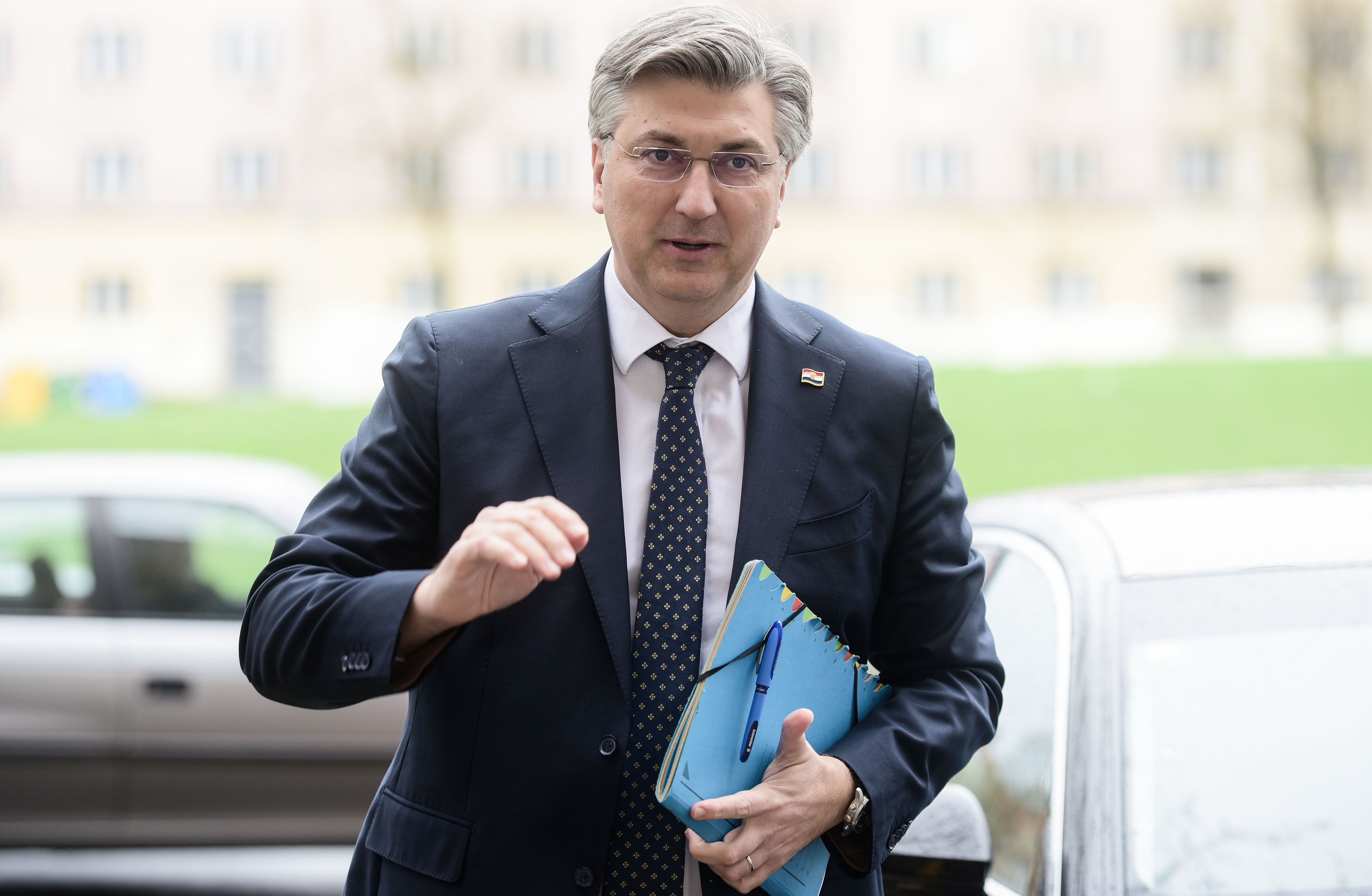 Zagreb: Dolazak članova stranke na sjednicu šireg Predsjedništva HDZ-a