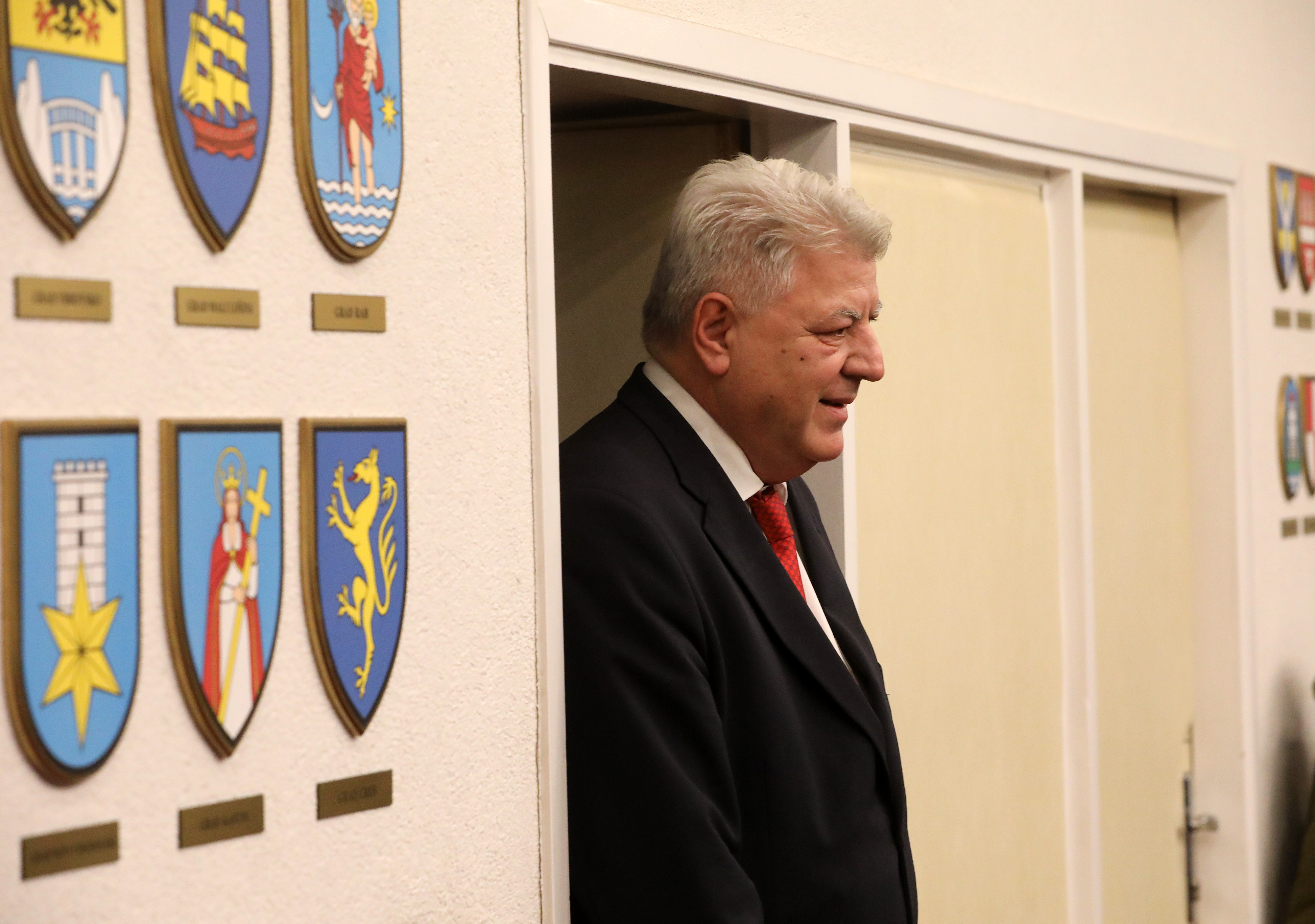 Rijeka: Prva ovogodišnja konferencija župana Zlatka Komadine