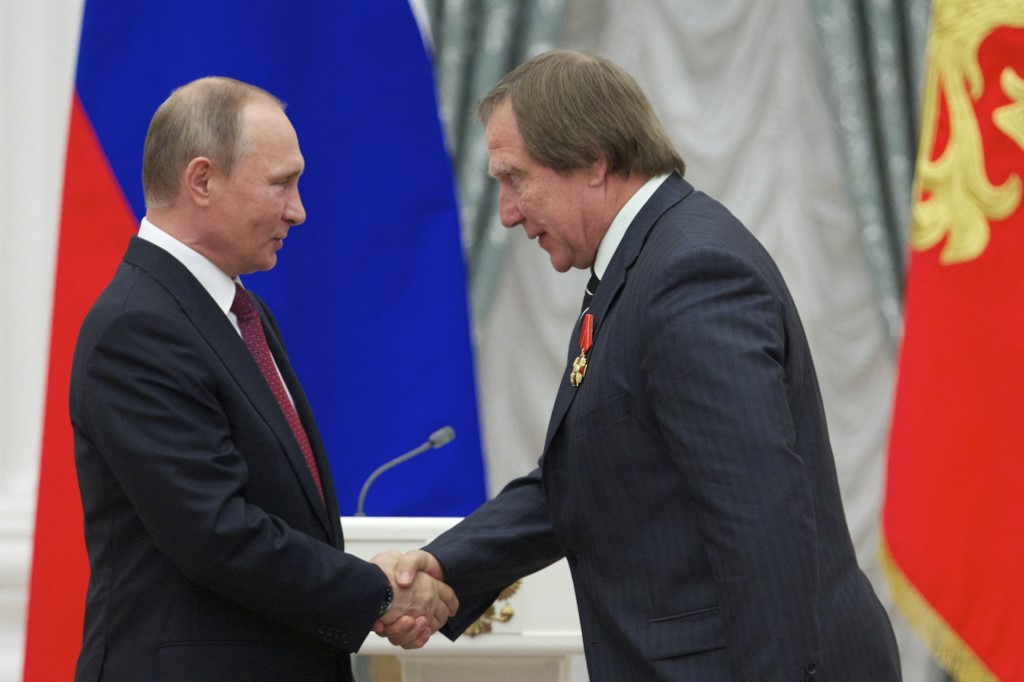 RUSSIA-PUTIN-AWARD