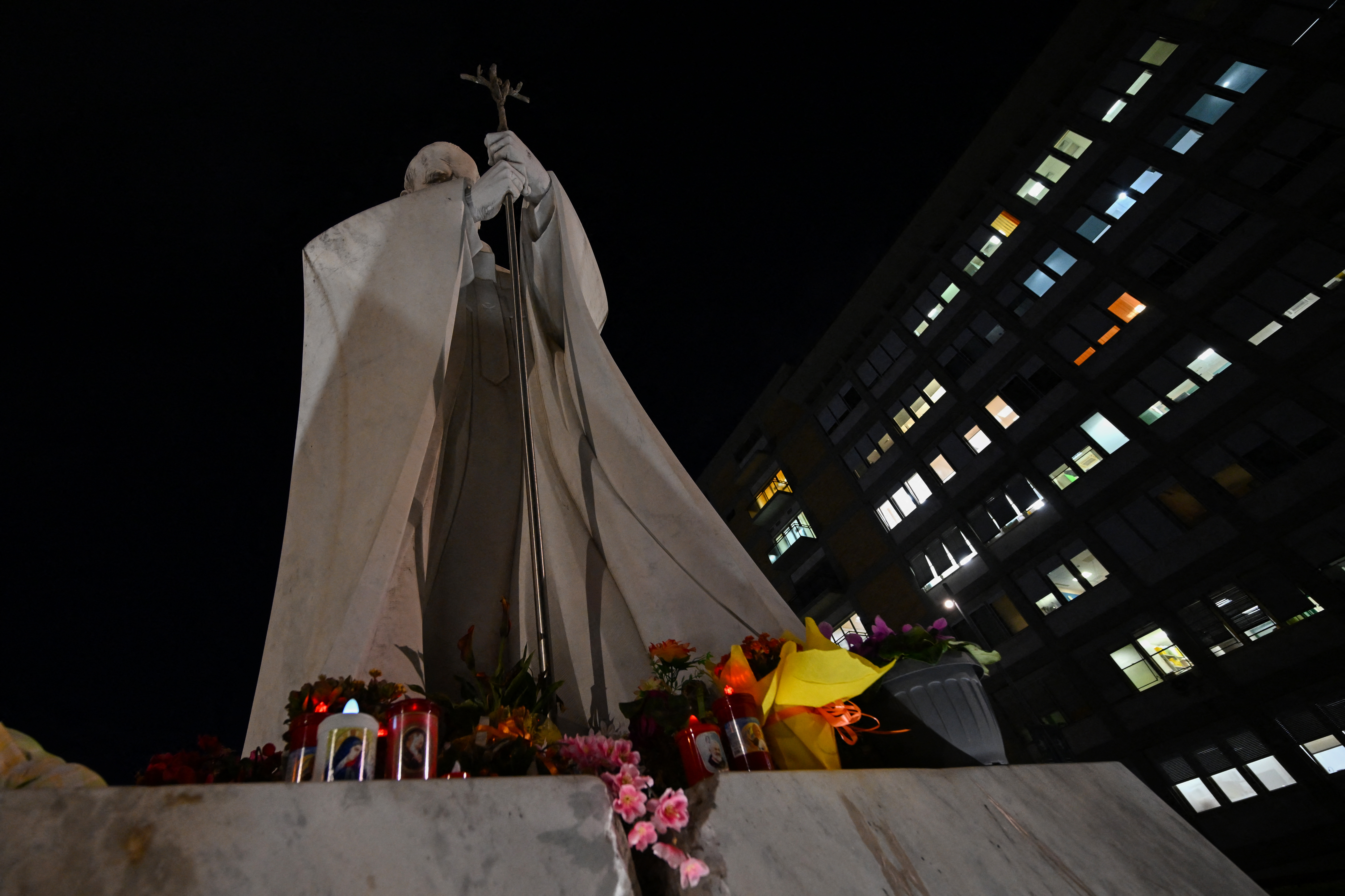 ITALY-VATICAN-RELIGION-POPE-HEALTH