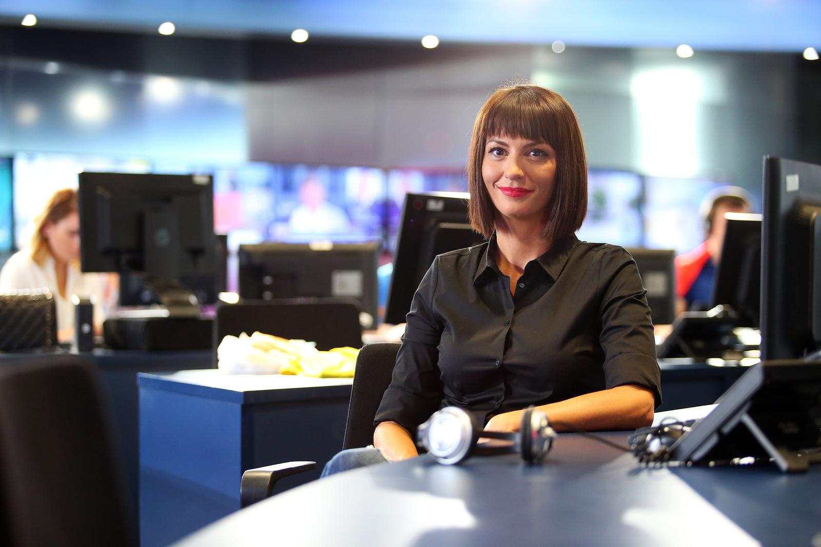 Zagreb: Urednica Ivana Paradikovi? i ekipa novinara emisije Provjereno Nove TV