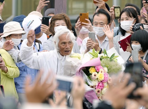 83-year-old yachtsman Horie becomes oldest to sail nonstop solo across Pacific