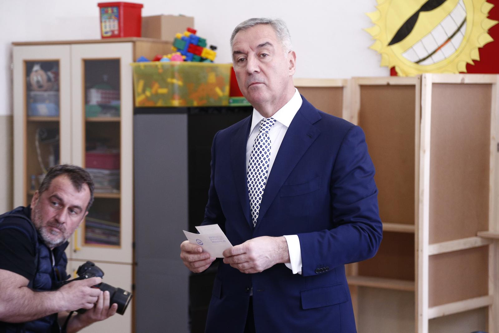 Podgorica: Trenutni predsjednik i kandidat, Milo Đukanović, glasovao na predsjedničkim izborima
