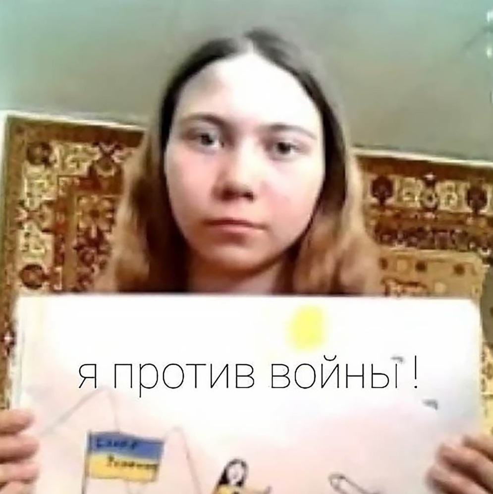 Masha Moskalyova from Tula region was persecuted for her anti-war drawing