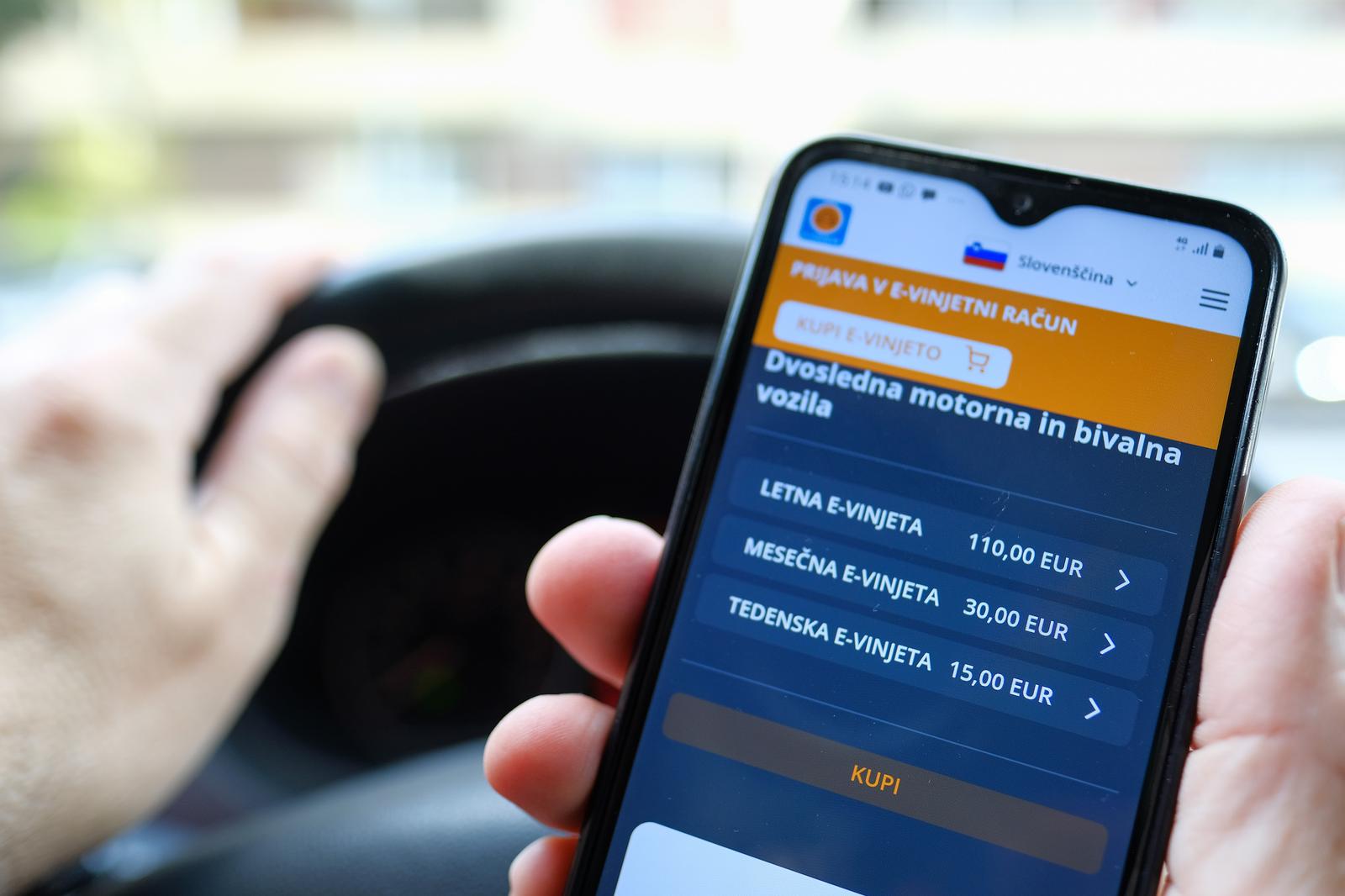 Dok države u okruženju već vinjetu mogu kupiti preko mobitela, Hrvatska će novi sustav naplate dobiti tek 2025. godine