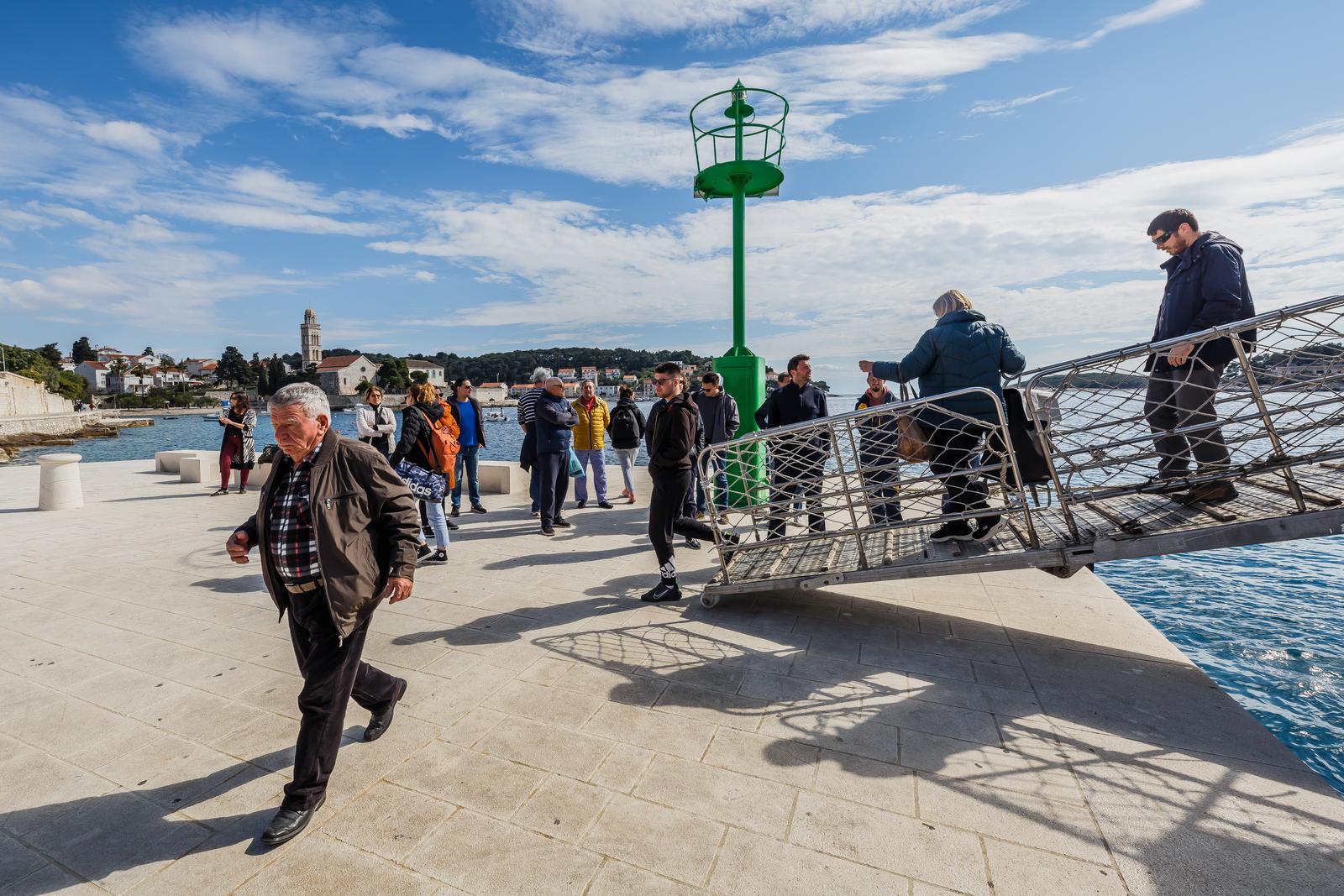 Hvar: Dolazak prvih turista za uskrsne blagdane