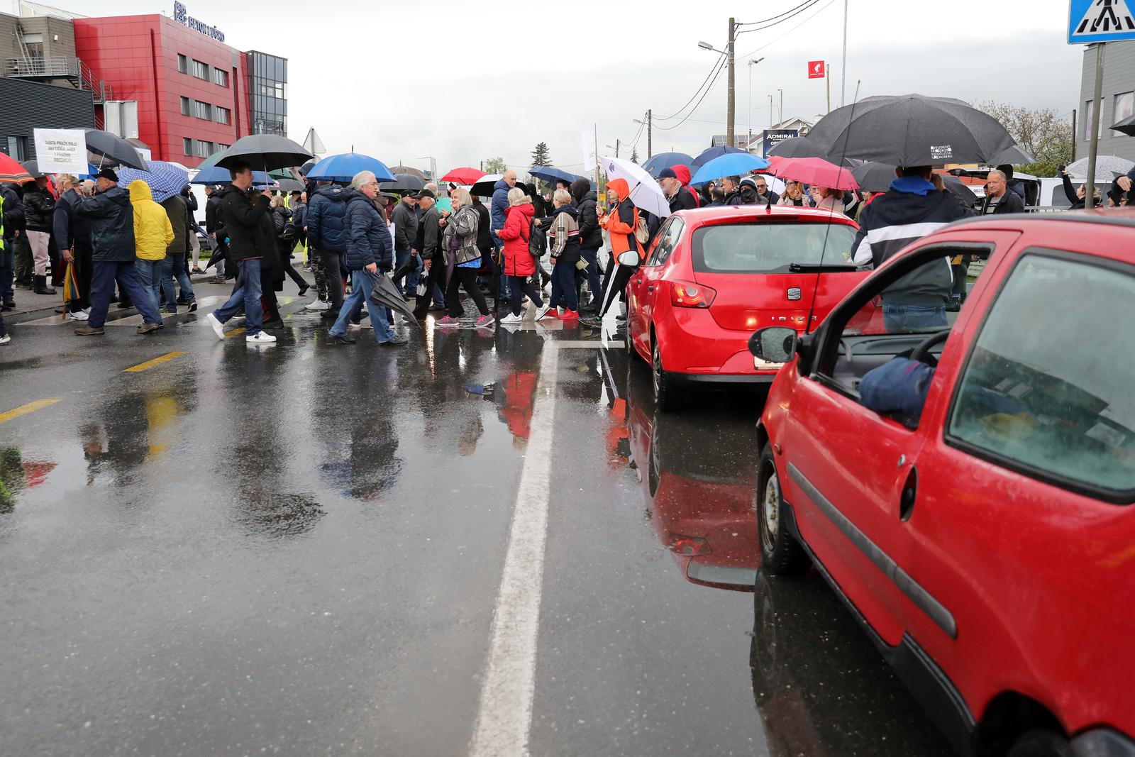 Zagreb: Prosvjed građanske inicijative "Moje Lučko"