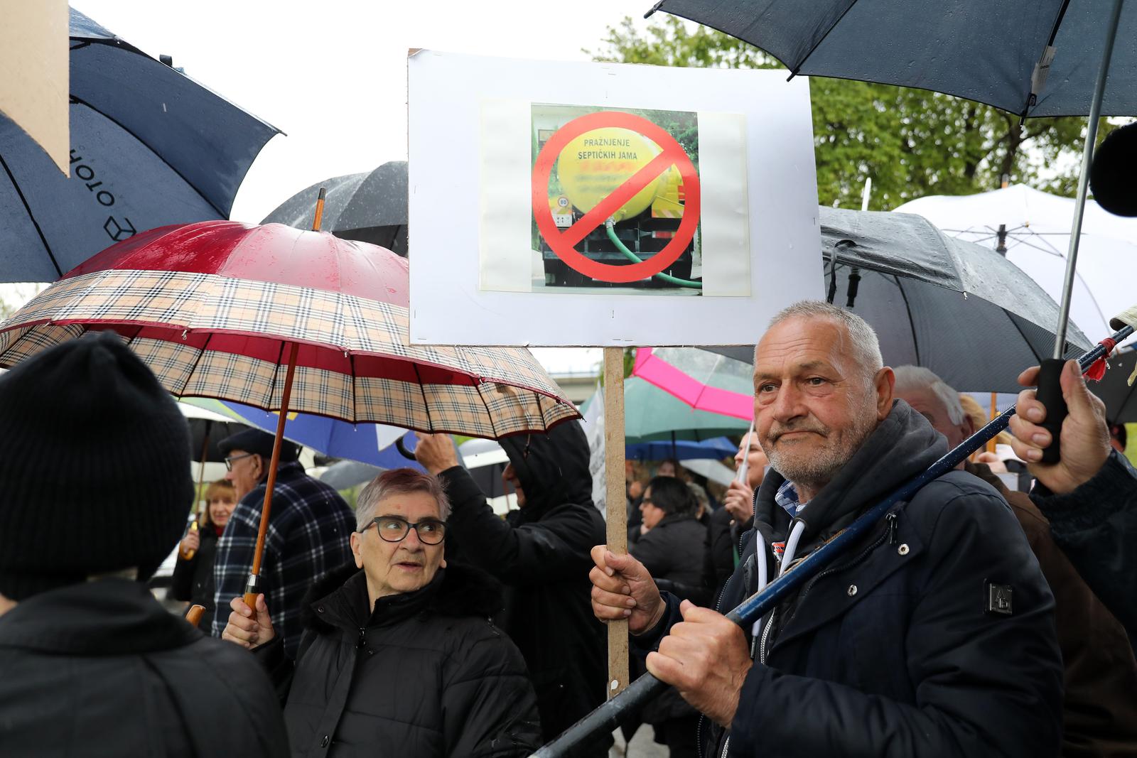 Zagreb: Prosvjed građanske inicijative "Moje Lučko"