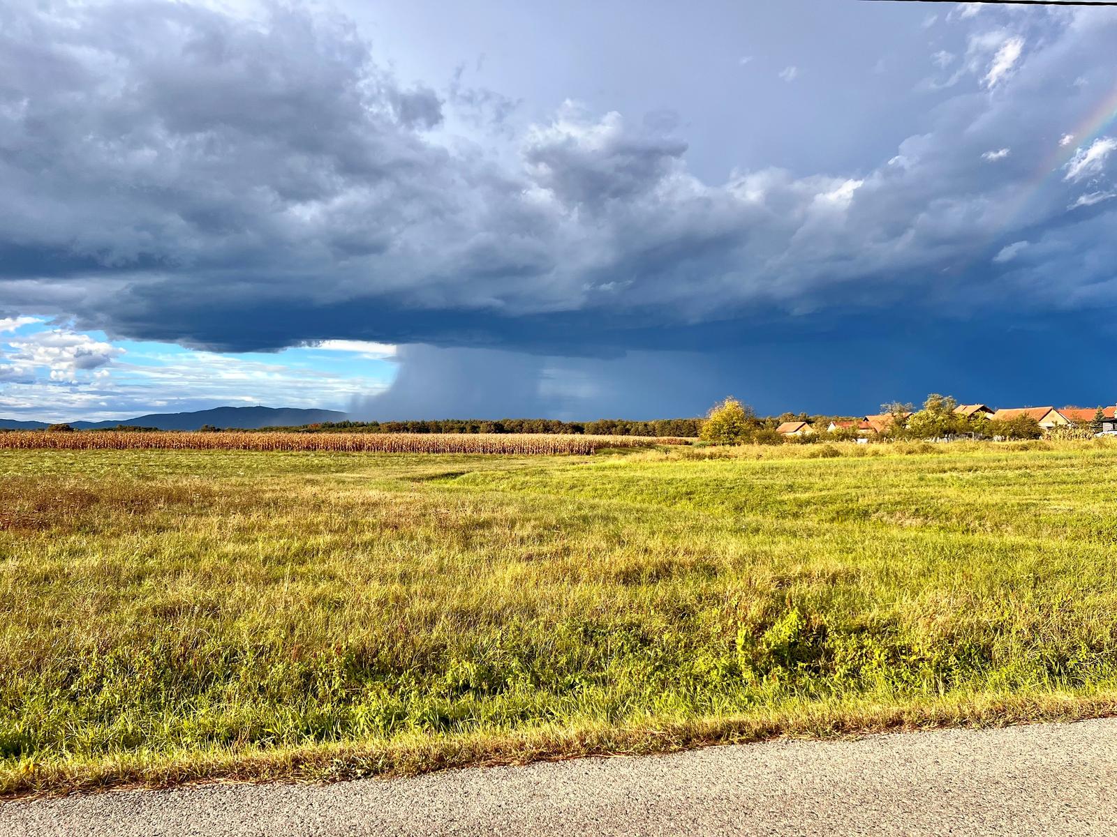 Zagreb i okolicu pogodilo snažno nevrijeme