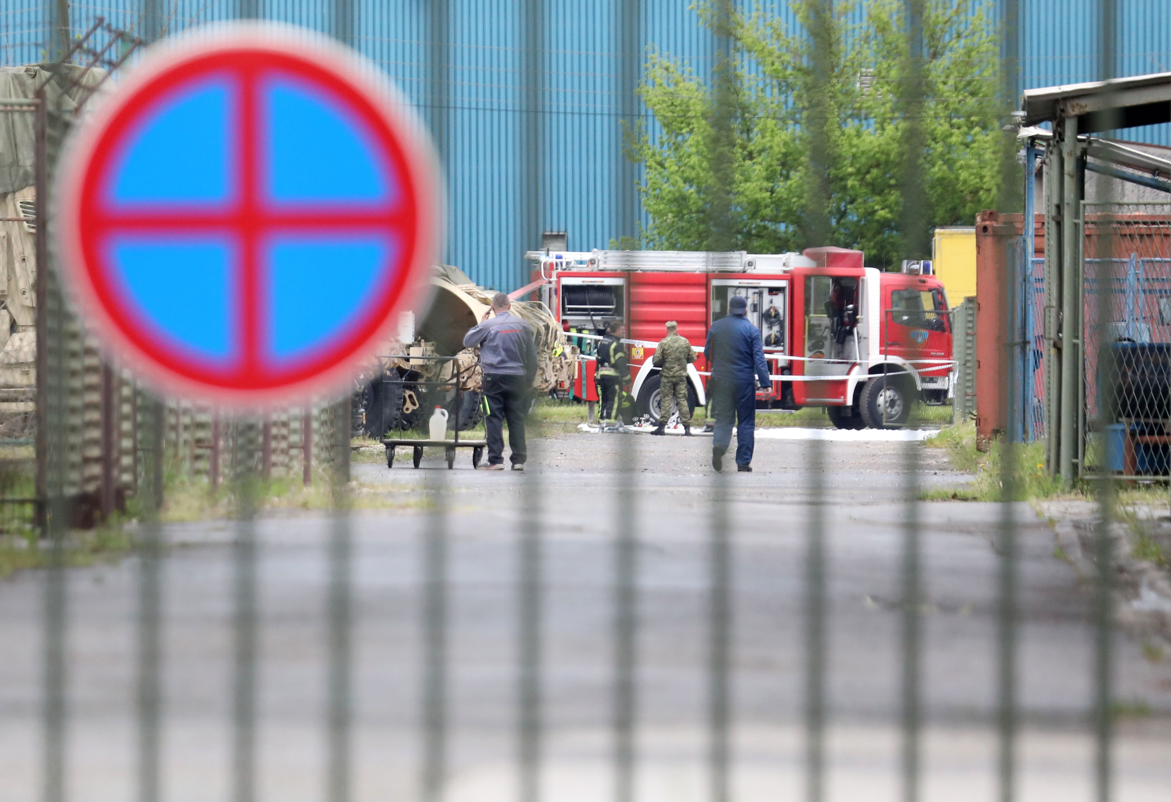 Zagreb: Zapalio se kamion u Remontnom zavodu, jedna osoba ozlijeđena