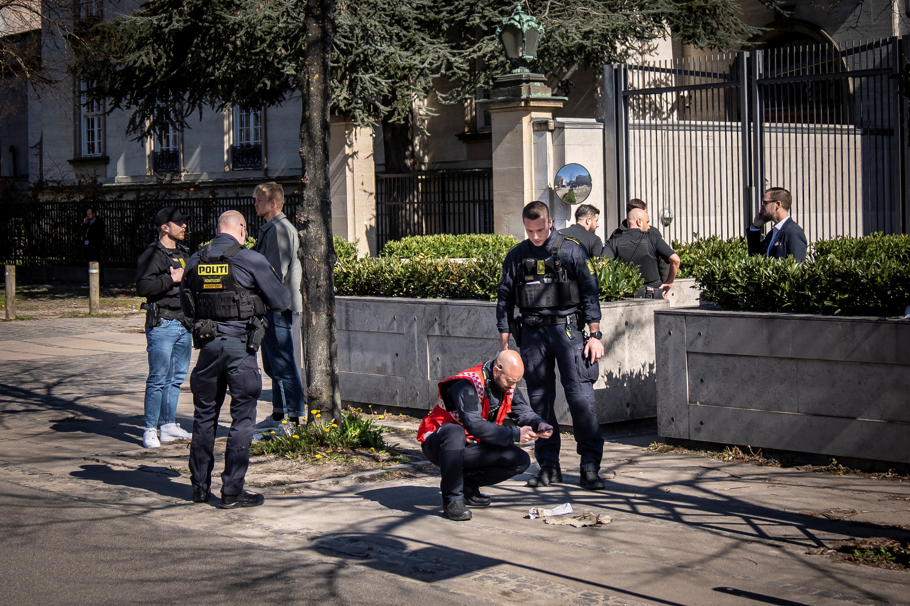 Man sets himself on fire in front of the U.S. Embassy in Copenhagen