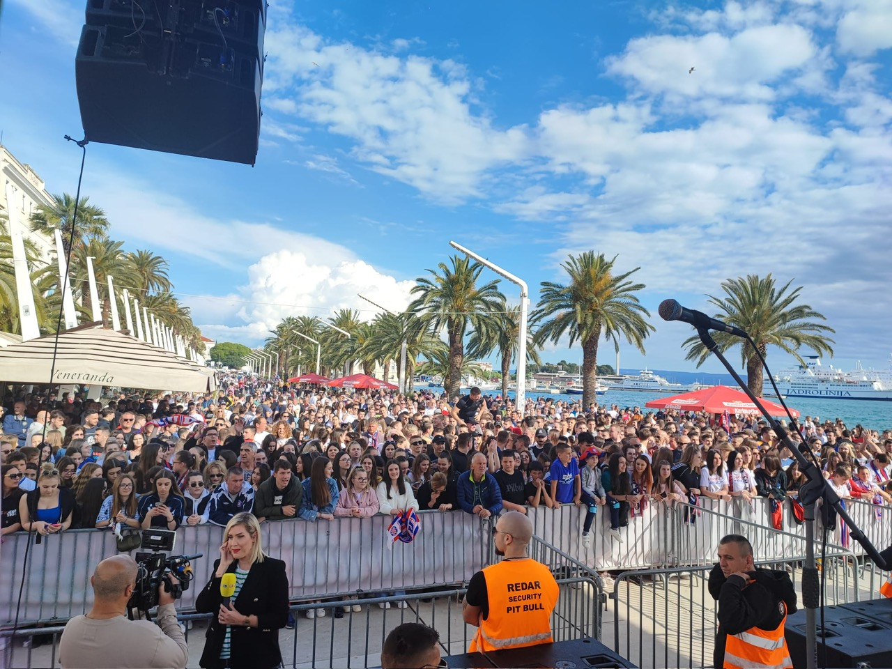 b078ec47-0ac0-48c5-9262-c7a91efb0603