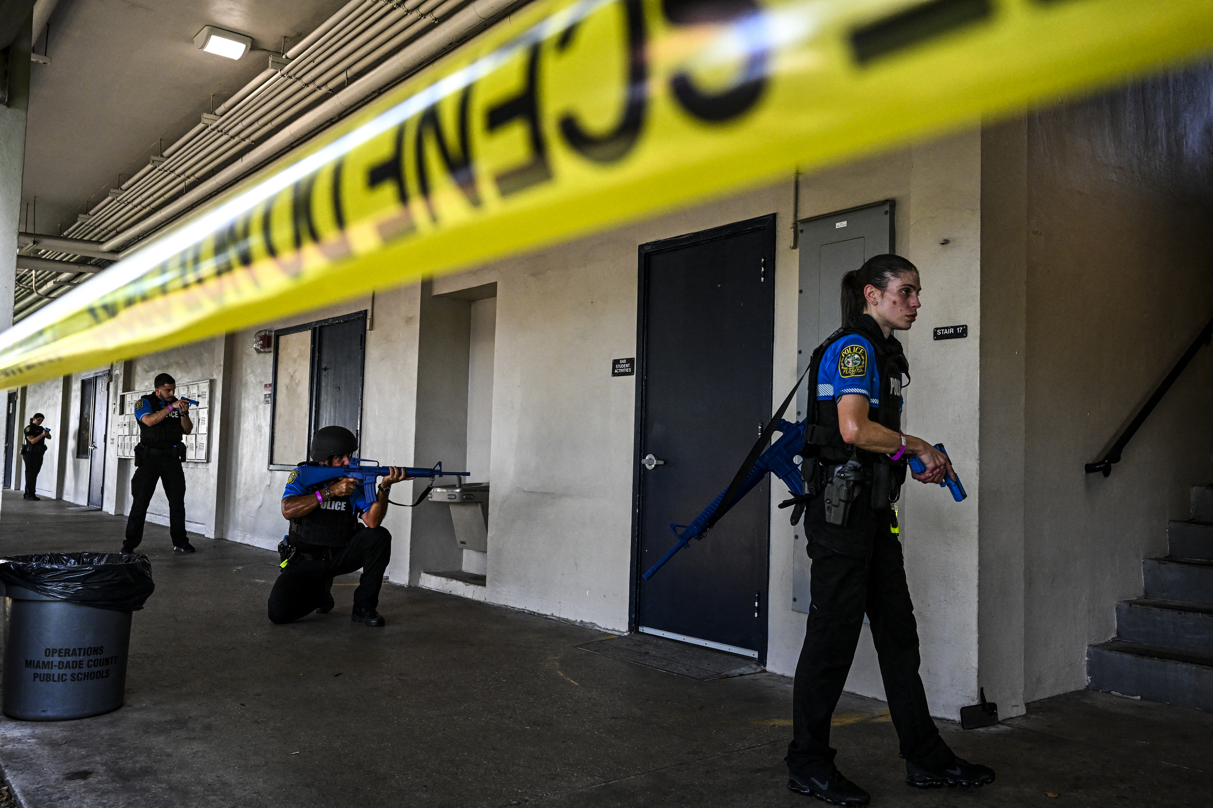 US-CRIME-POLICE-SCHOOL-SHOOTING-DRILL