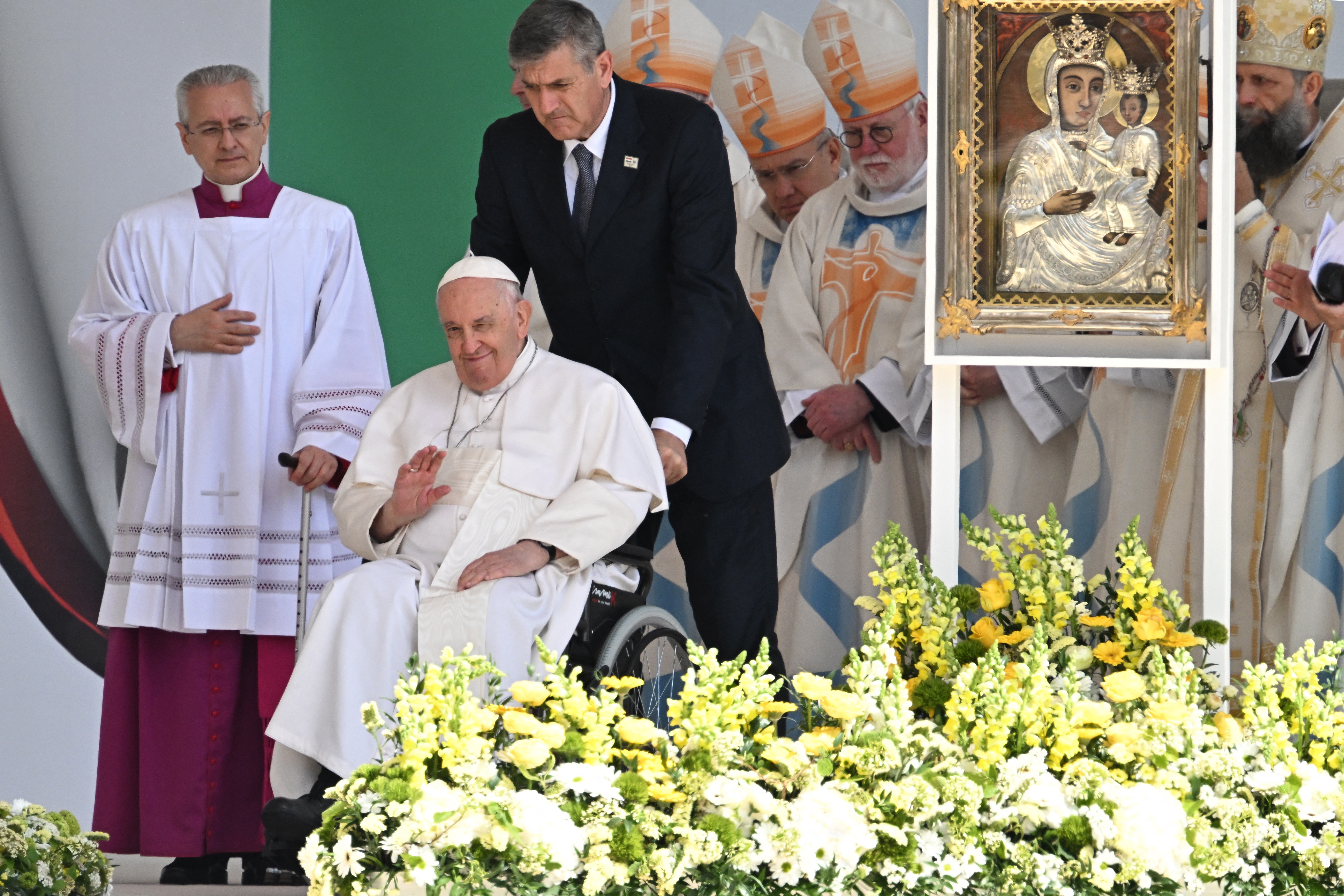 HUNGARY-VATICAN-RELIGION-POPE