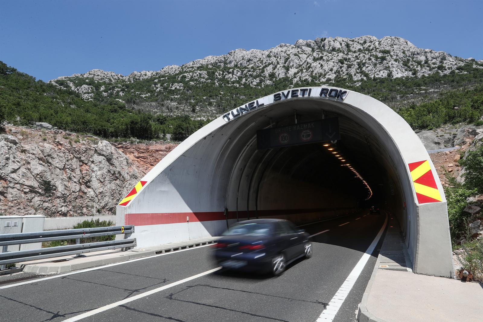 Tunel Sveti Rok