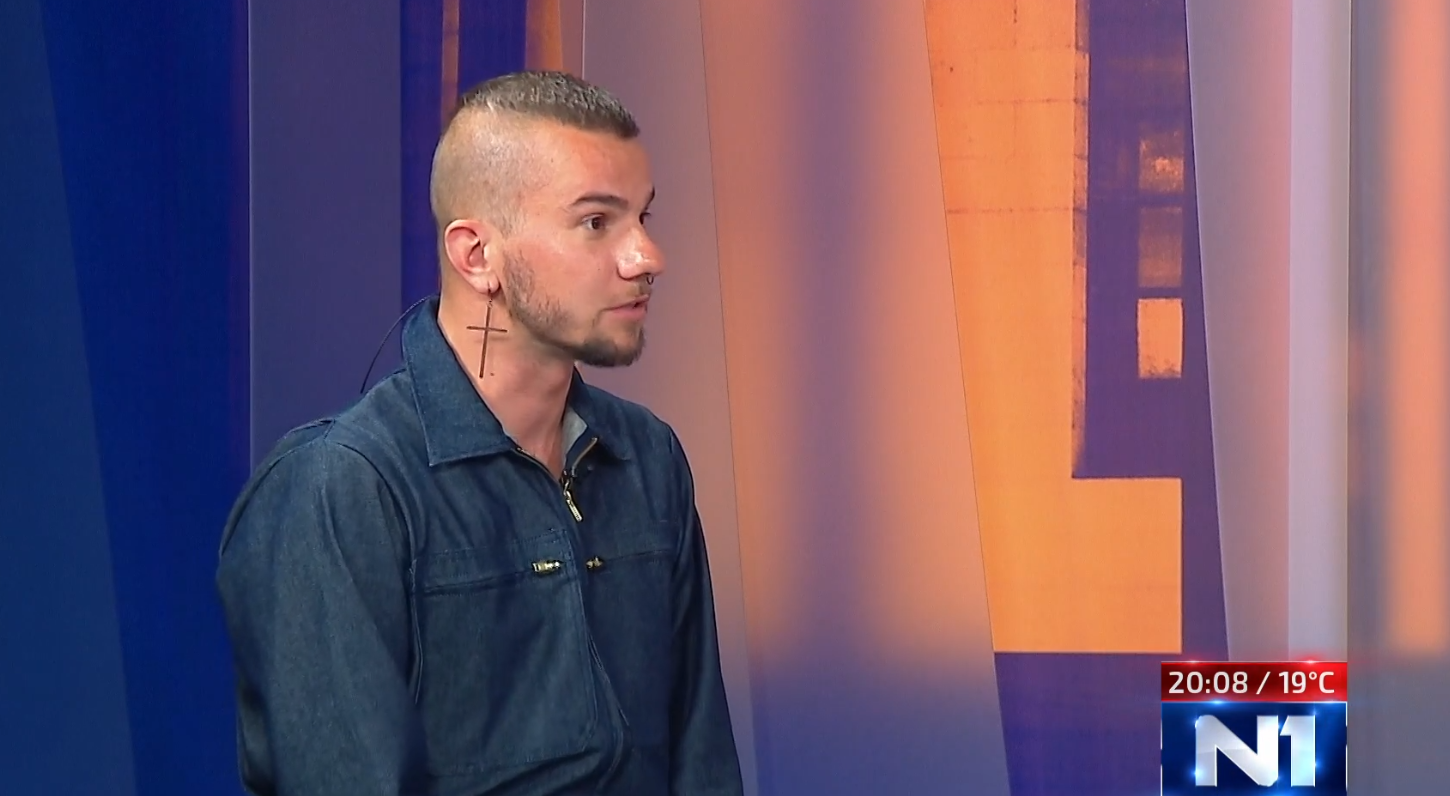 Leo Pavlačić, učitelj