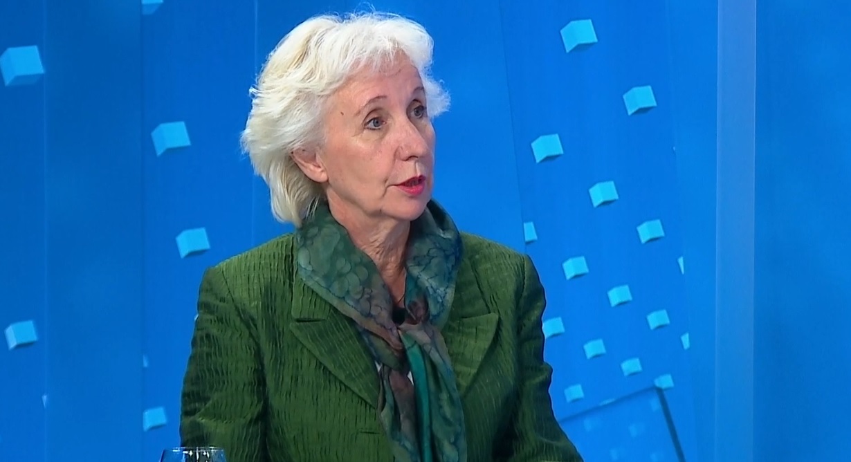 lana peto kujundžić