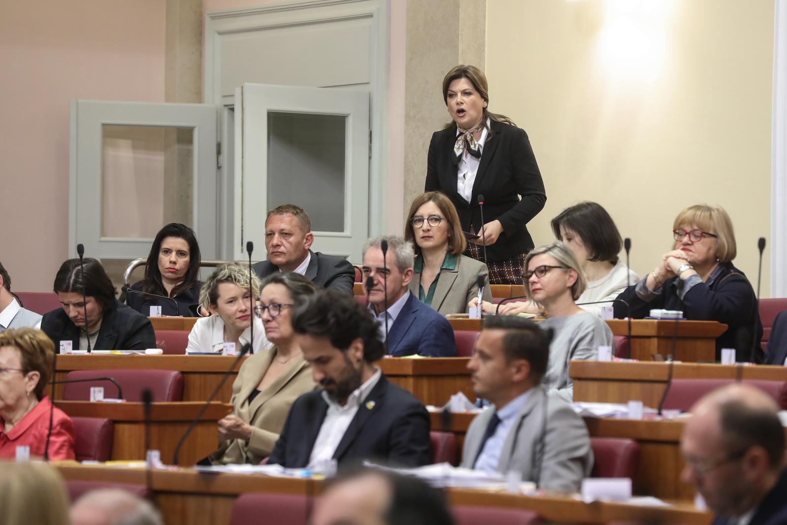 Zagreb: U Hrvatskom saboru održano aktualno prijepodne