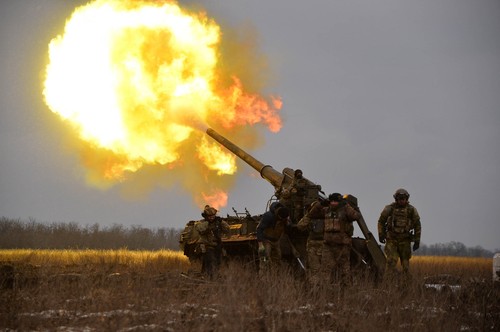 Pion Artillery Fires are Russian Positions