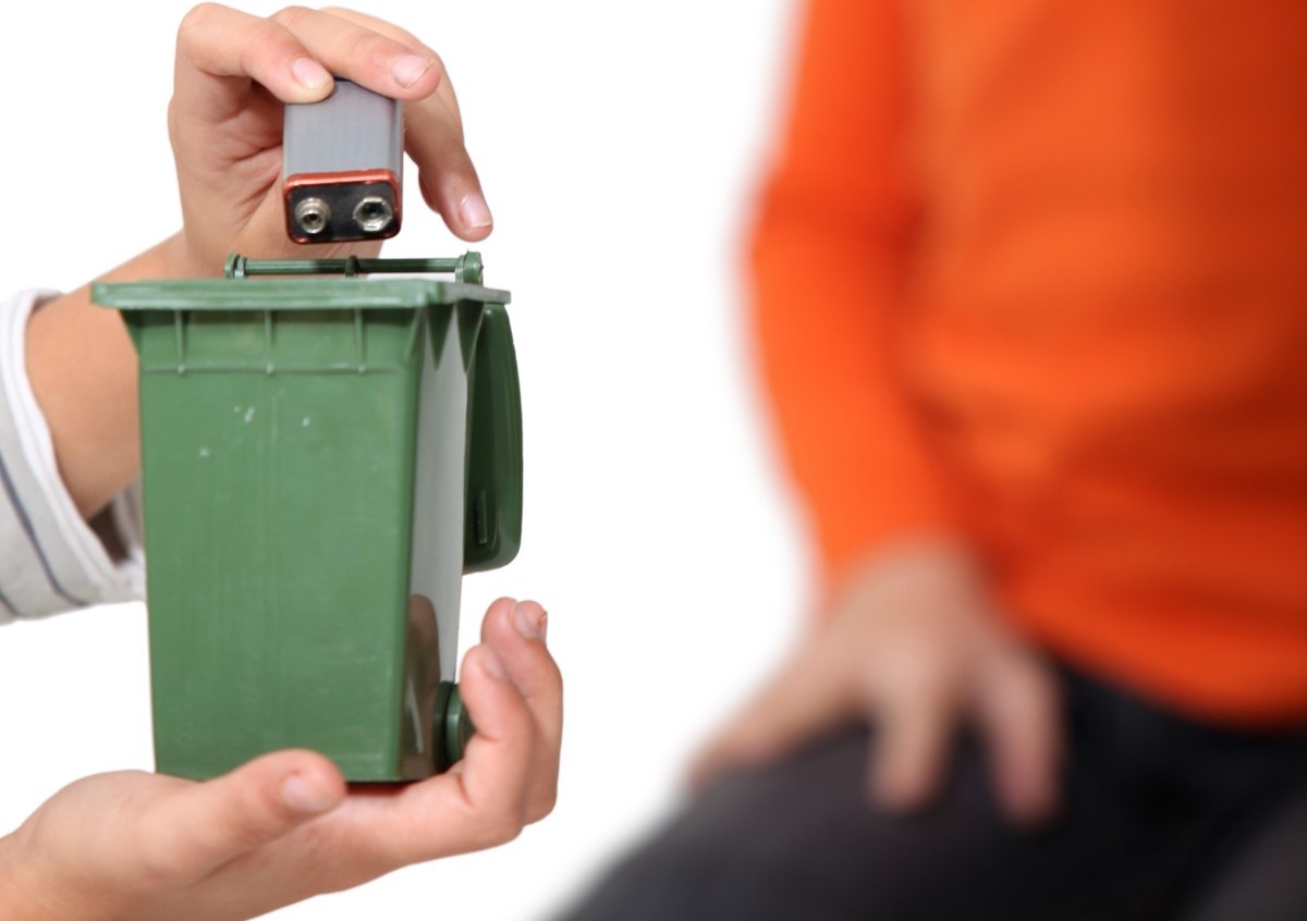 klasične baterije, odlaganje baterija, otpad, djeca