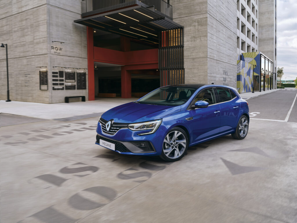 1684750560-2020_-_All_New_Renault_MEGANE_Hatchback_RS_Line-1024x768.jpeg