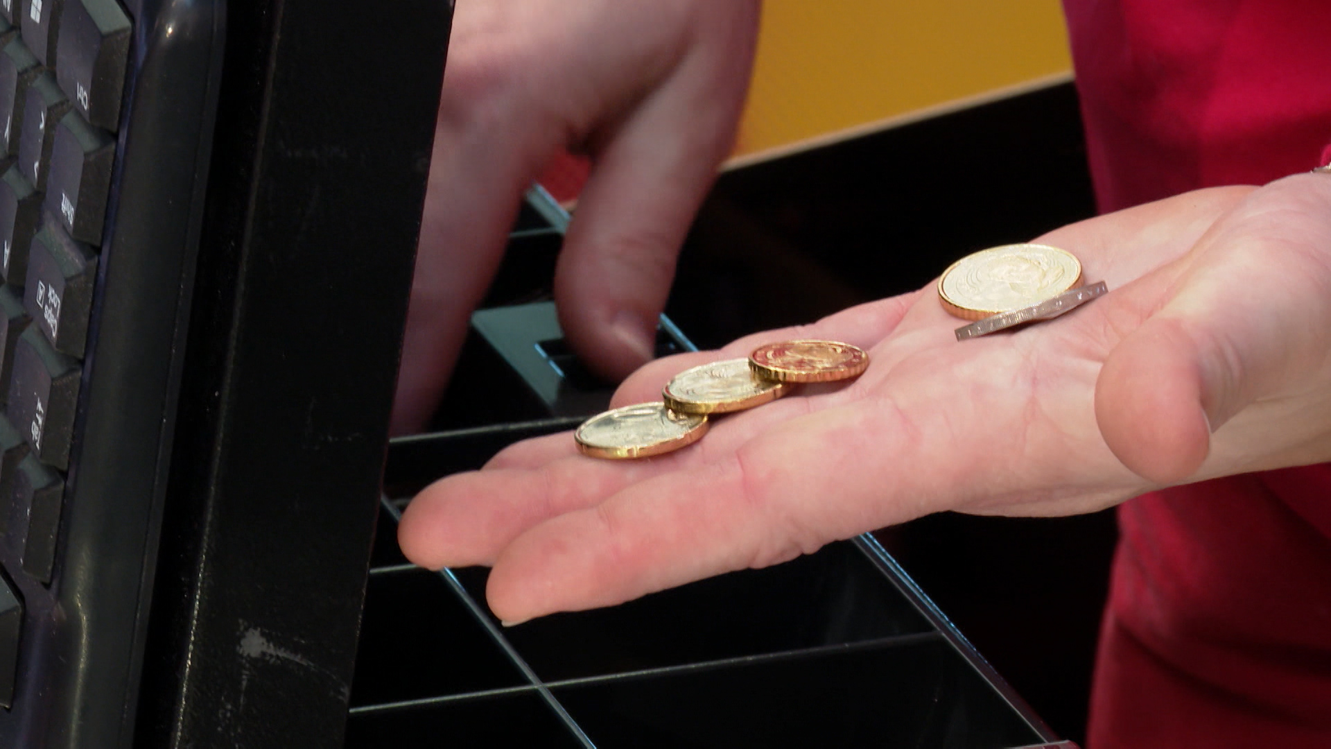 novac, kovanice, euro, euri, sitniš, novčić, blagajna