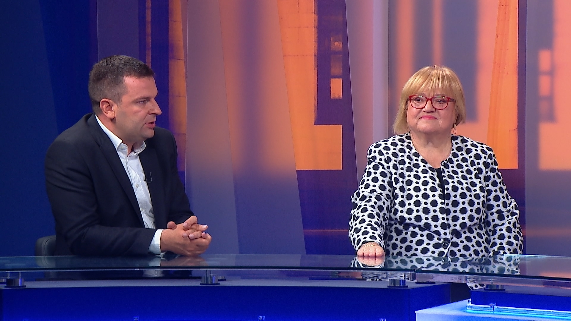 zg-dario hrebak i anka mrak taritas-clf-250523-01---2023_05_25---21_11_10---715(20230525-215239719).mxf.00_34_36_01.Still004