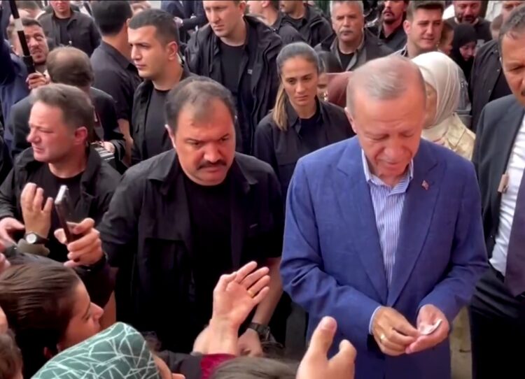 1685303080-erdogan-750x542