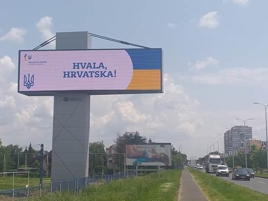 Ukrajinski poruka na billboardu u Zagrebu