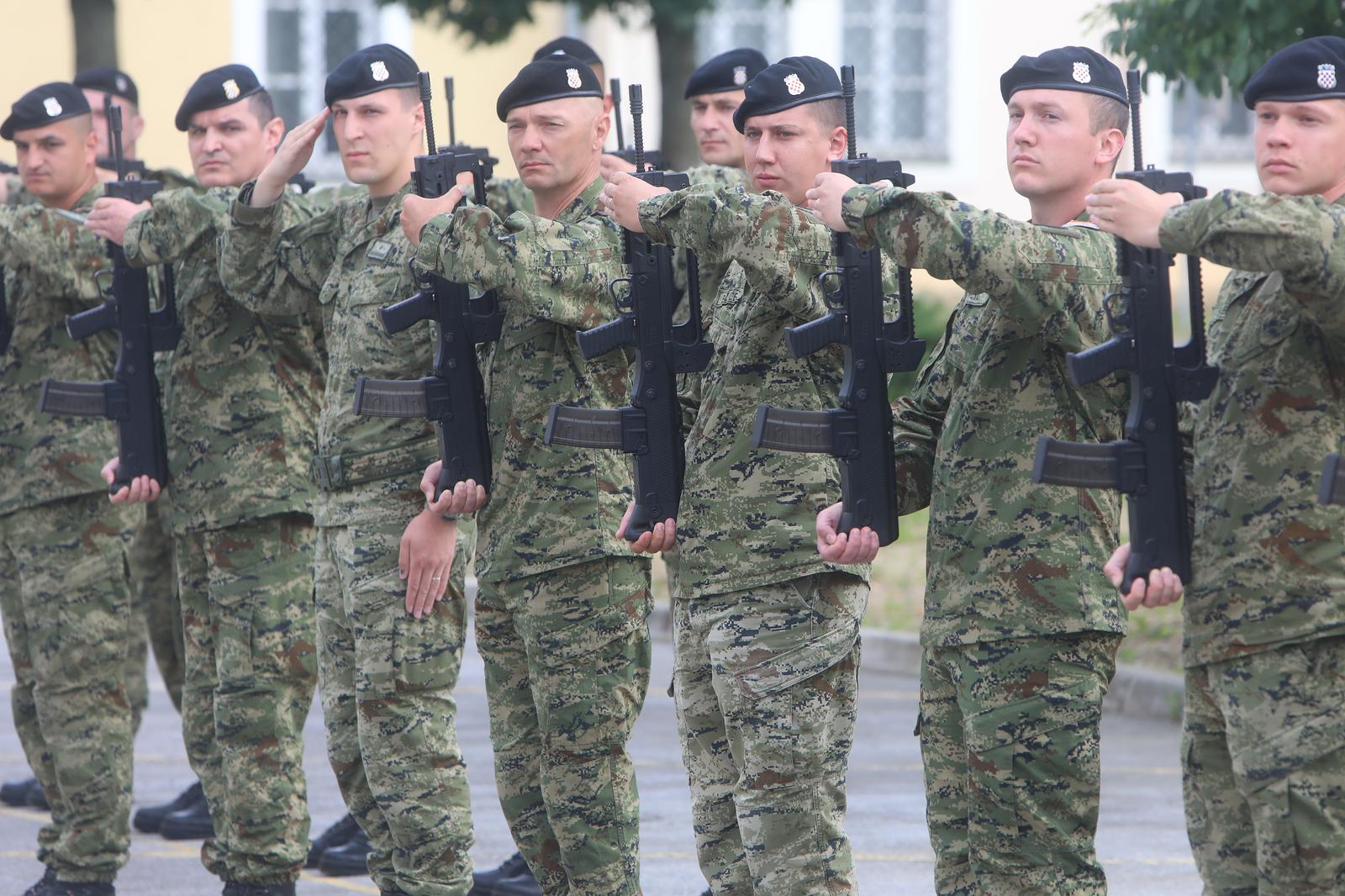 Karlovac: Obiljeen Dan Hrvatske kopnene vojske