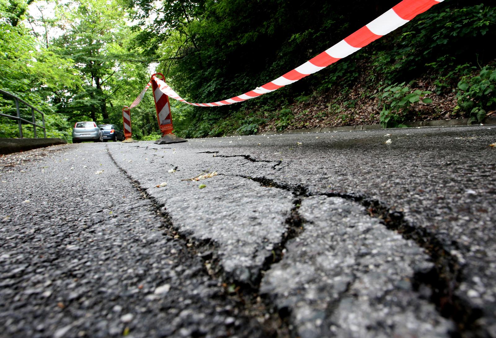 Zagreb: Odron zemlje na Sljemenu