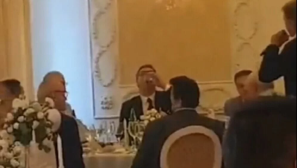 vučić na šešeljevoj svadbi